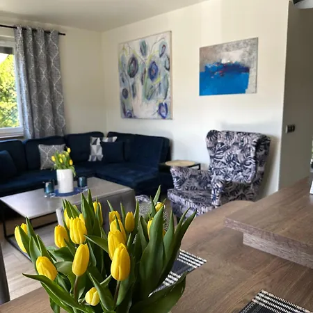 Pod Gorami 别尔斯克-比亚拉